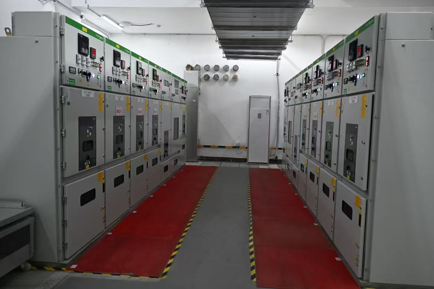 62ad74d68e1ba86e8358cd8ab867bb52.jpg